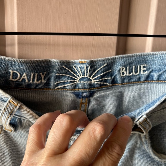 Daily Blue Premium Denim Hype Tahoe Classic Cropped Jeans NWT 31 #1493 - Picture 7 of 14